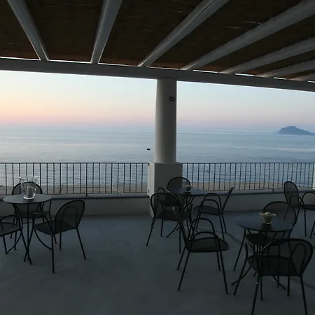 Cutimare - Aeolian Charme Hotel Acquacalda