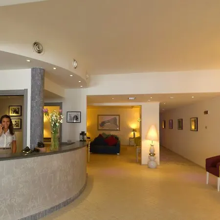 كوتيمار فندق Acquacalda