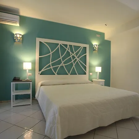 Cutimare - Aeolian Charme Hotell 4*