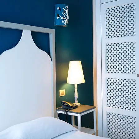 Hotell Cutimare - Aeolian Charme