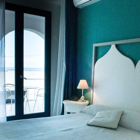 Hotell Cutimare - Aeolian Charme 4*