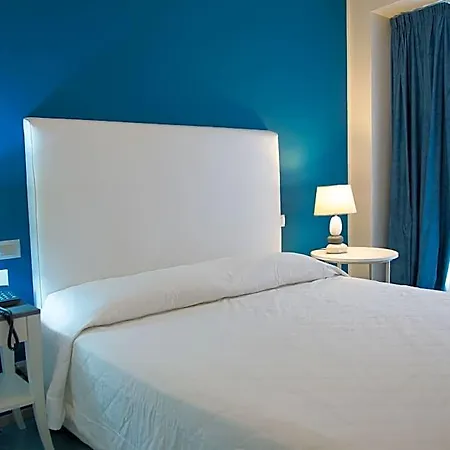 Hotell Cutimare - Aeolian Charme 4*