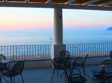 Hotell Cutimare - Aeolian Charme